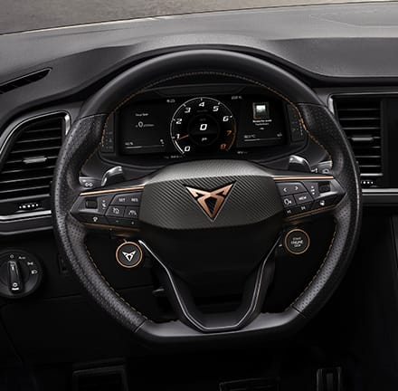 cupra-ateca-sport-steering-wheel-with-easy-gear-shift