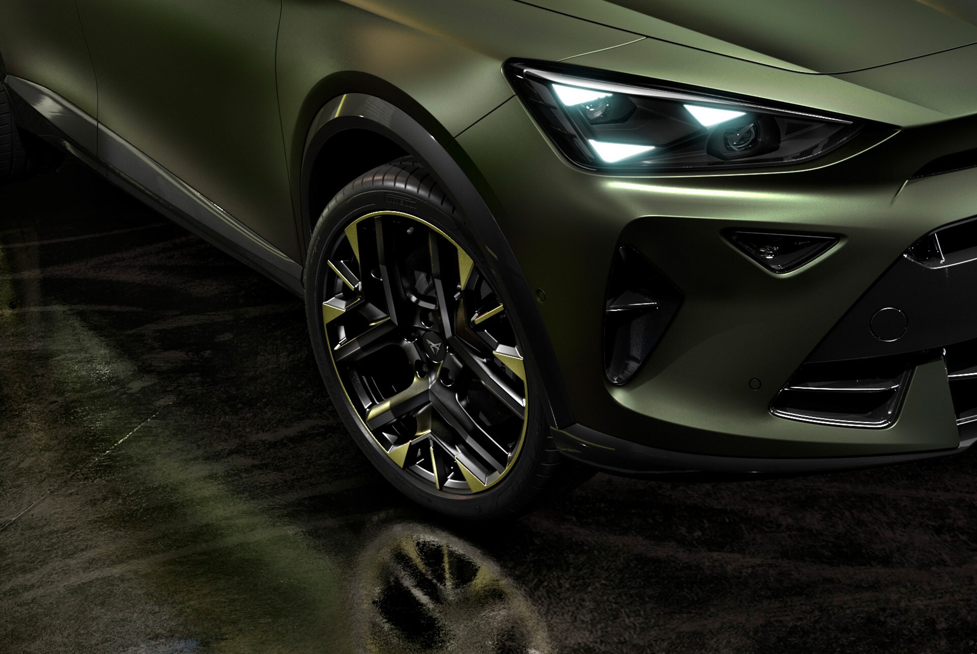 Close-up of the sulphur 19-inch alloy wheels that add a daring touch to the CUPRA Formentor from the tribe edition. 