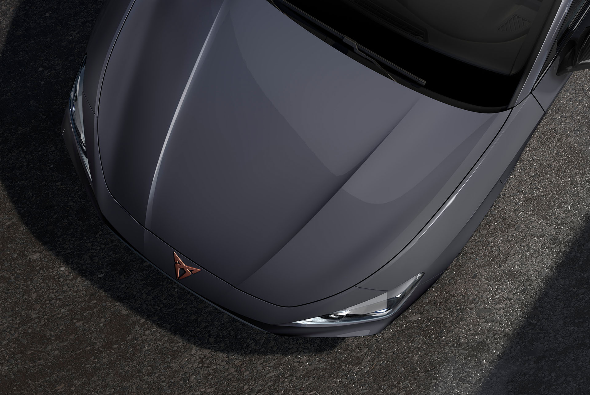 bird’s eye view of a graphene grey new cupra leon sportstourer 2025 car hood