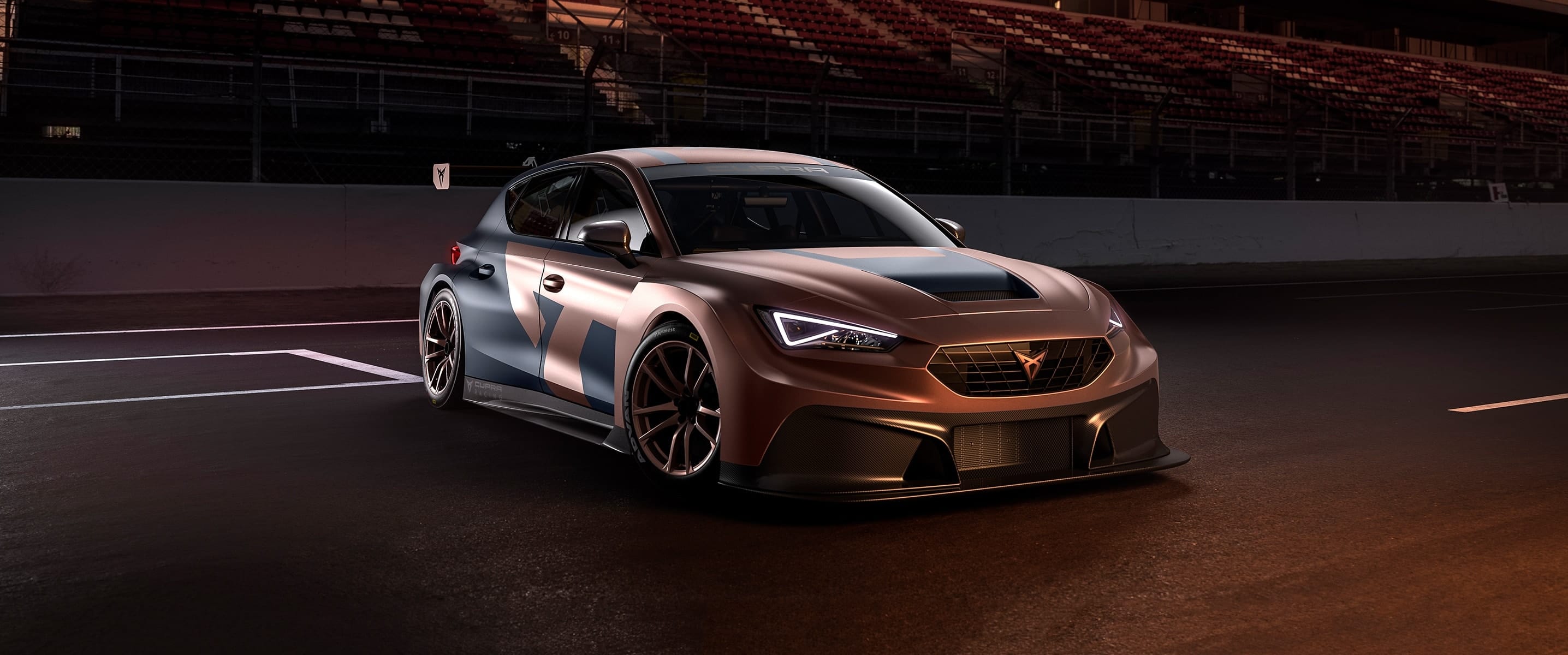 CUPRA leon competicion side view