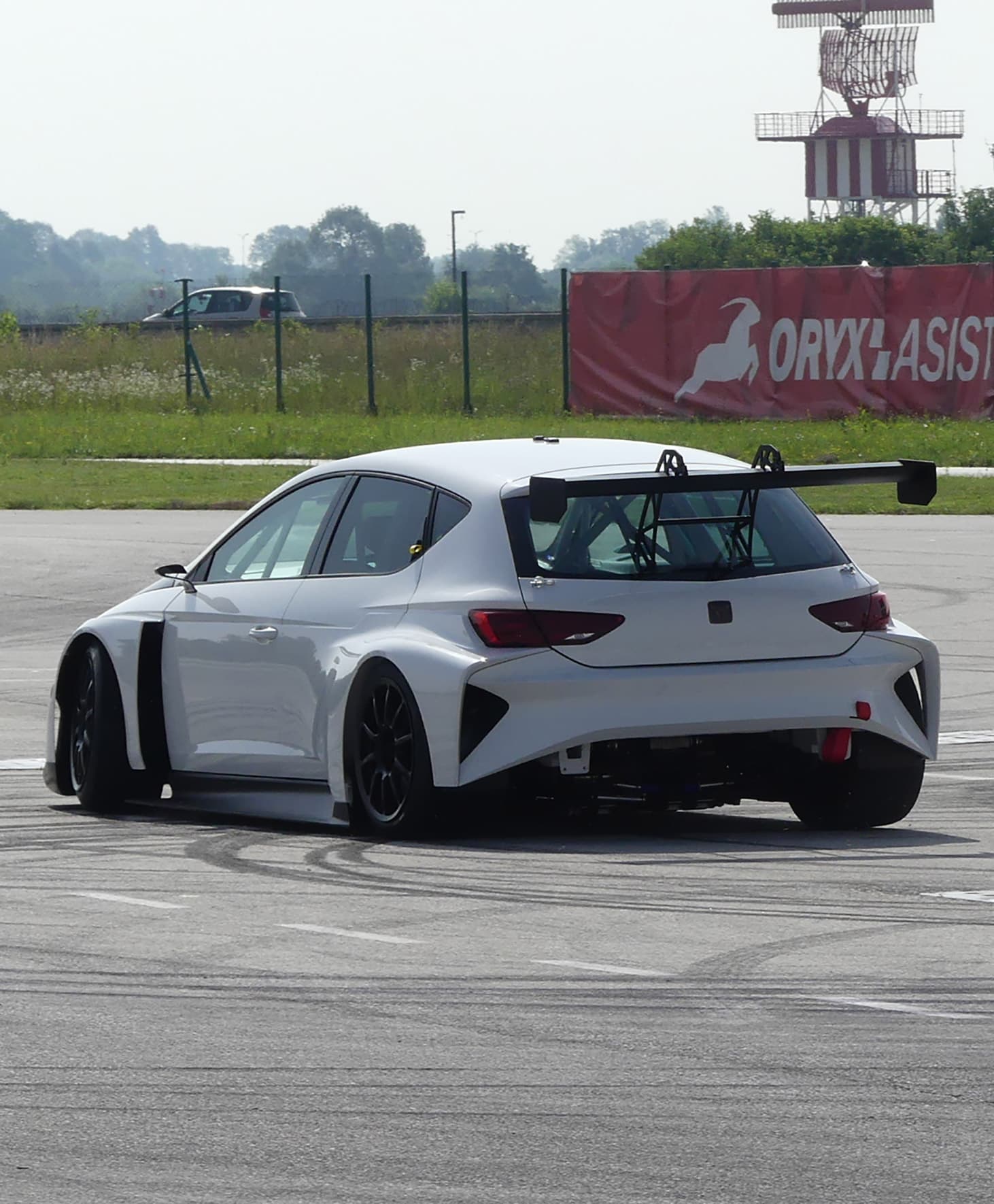 NFTG スーパーレア クプラ CUPRA e-Racer File:Cupra e-Racer (E